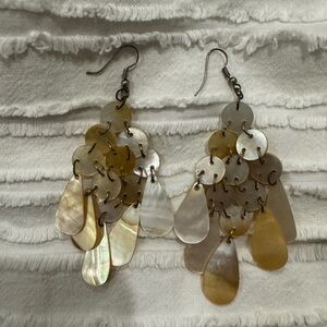 Elegant Shell Chandelier Earrings - Multicolor